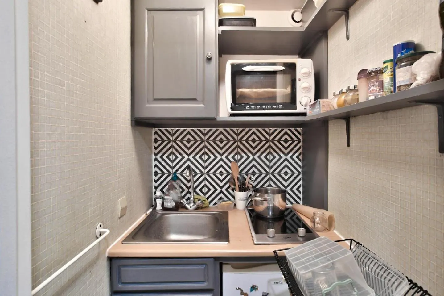 Charmant Studio, Central Paris France