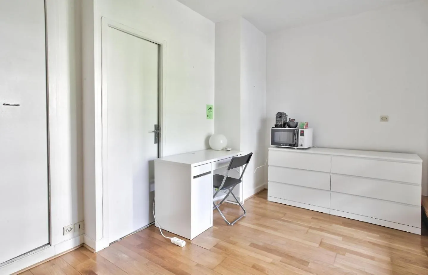 Apartment Charmant Studio, Central Paris